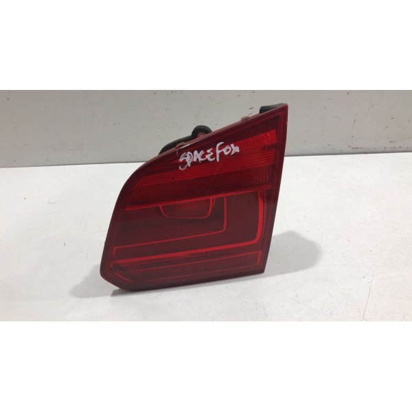 Lanterna Tampa Traseira Direita Vw Spacefox 2015 2400502