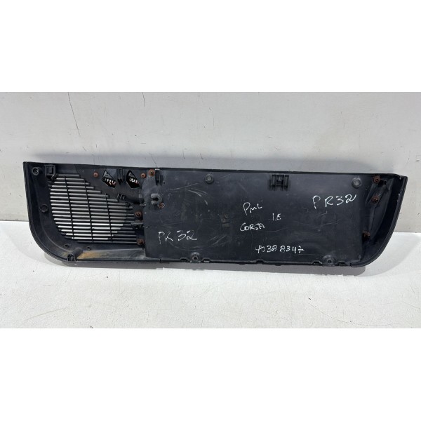 Porta Objetos  Dianteiro Esquerdo Corsa 99 A 2004 4 Portas
