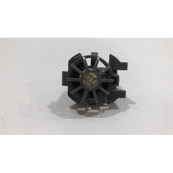 Luz Cortesia Porta Malas Toyota Yaris 2023 2024 2025 Origina