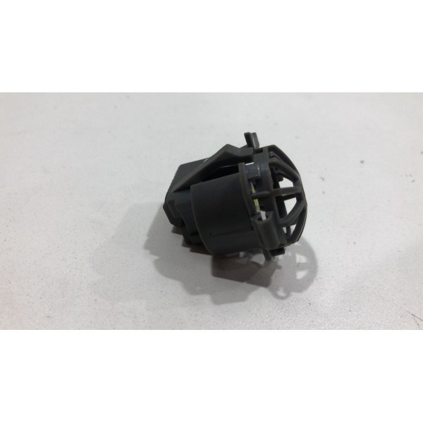 Luz Cortesia Porta Malas Toyota Yaris 2023 2024 2025 Origina