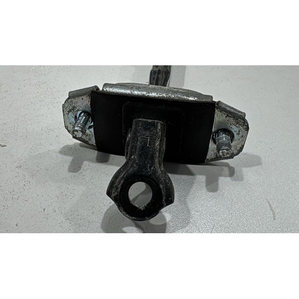 Limitador Porta Traseira Esquerda Yaris 2022 2023 2024