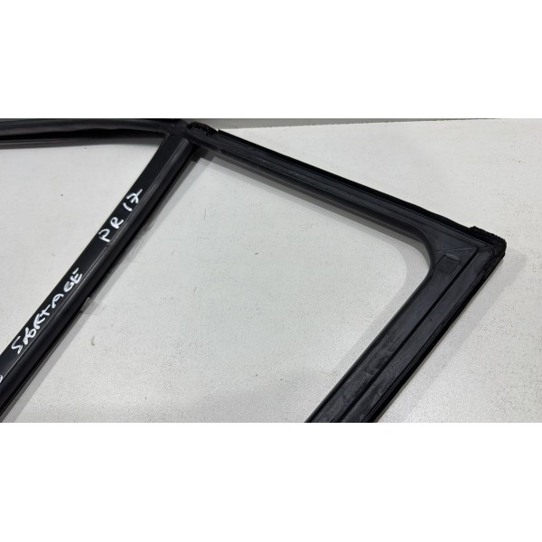 Borracha Canaleta Vidro Traseira Direita Kia Sportage 11 /16