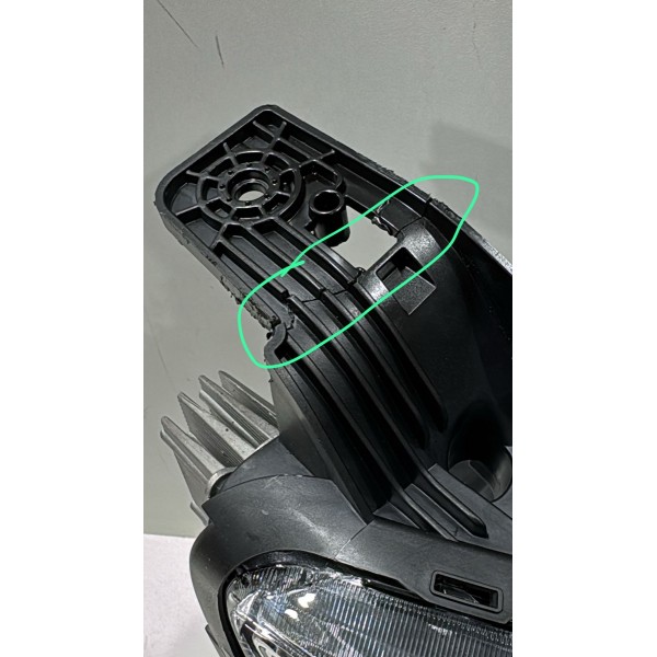 Farol Direito Montana 2023 24 25 Com Led 26460104 Original