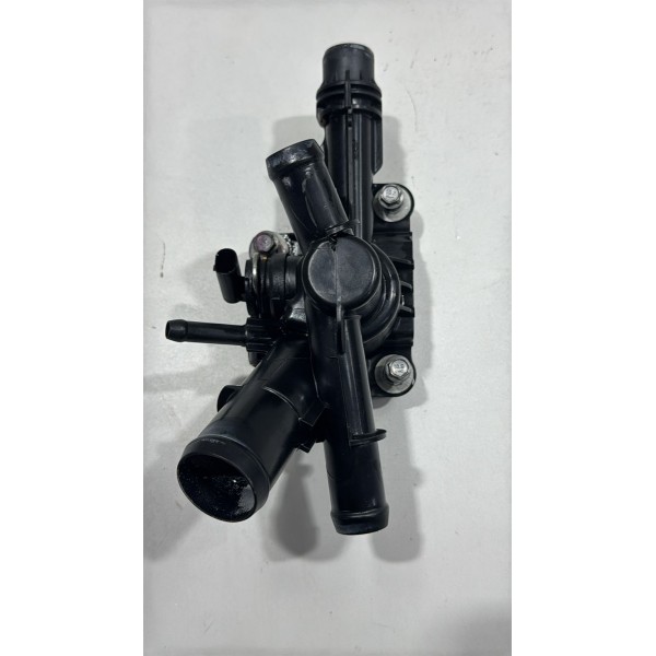 Carcaça Válvula Termostática Tracker Onix 1.0 Turbo 20 Á 24 Carcaça Válvula Termostática Tracker Onix 1.0 Turbo 20 Á 24