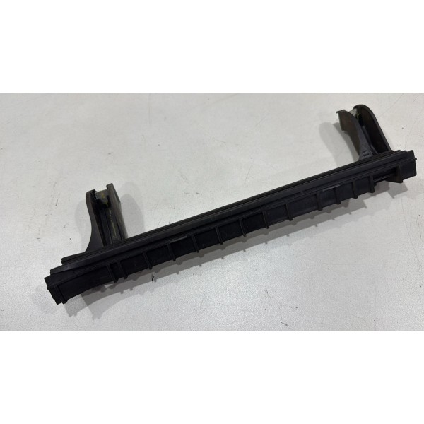 Guia Canaleta Vidro Traseiro Esquerdo Jeep Renegade Preto