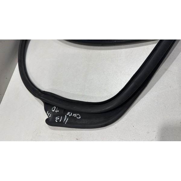 Guarnição Borracha Porta Traseira Direito Gm Onix 2015 16 17