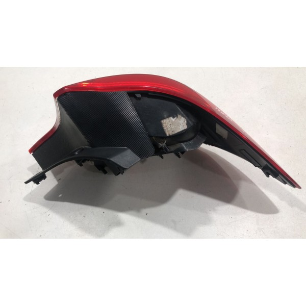 Lanterna Esquerda Ford Ka Hatch 2015 2016 2017 2018 Esquerdo/motorista Vermelho