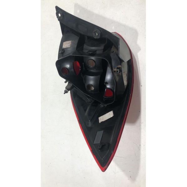 Lanterna Esquerda Ford Ka Hatch 2015 2016 2017 2018 Esquerdo/motorista Vermelho