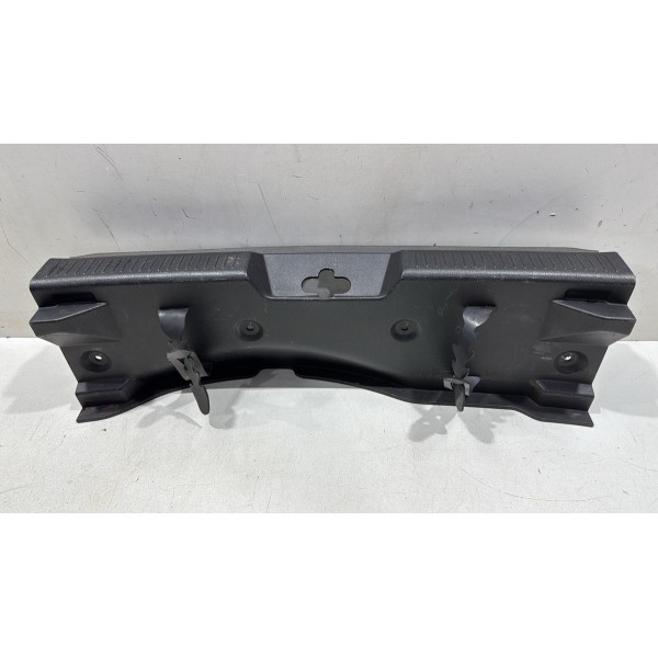 Acabamento Moldura Porta Malas Sonic 2013   Hatch