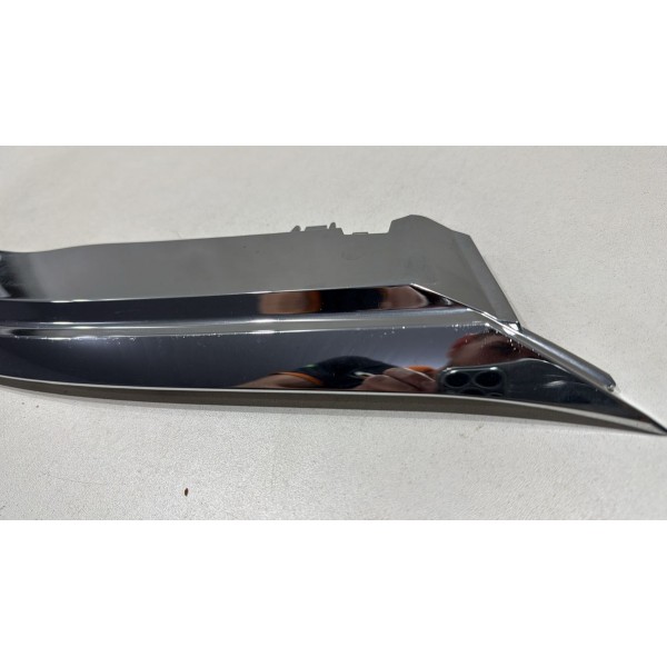 Moldura Friso Farol Direit Hilux Sw4 16 17 18 19 20 Original Cromado Moldura Friso Farol Direit Hilux Sw4 16 17 18 19 20 Original Cromado