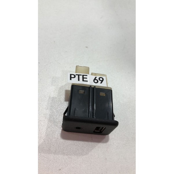 Entrada Usb Auxiliar Gm Chevrolet Sonic 2011 2012 2013 2014