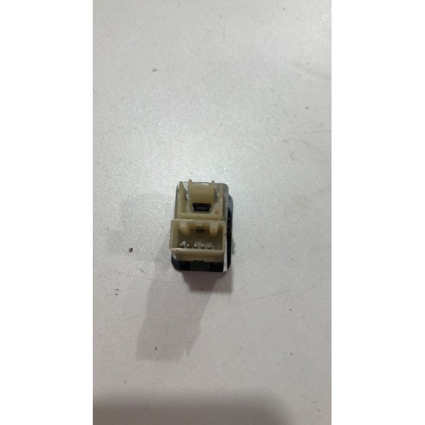 Entrada Usb Auxiliar Gm Chevrolet Sonic 2011 2012 2013 2014