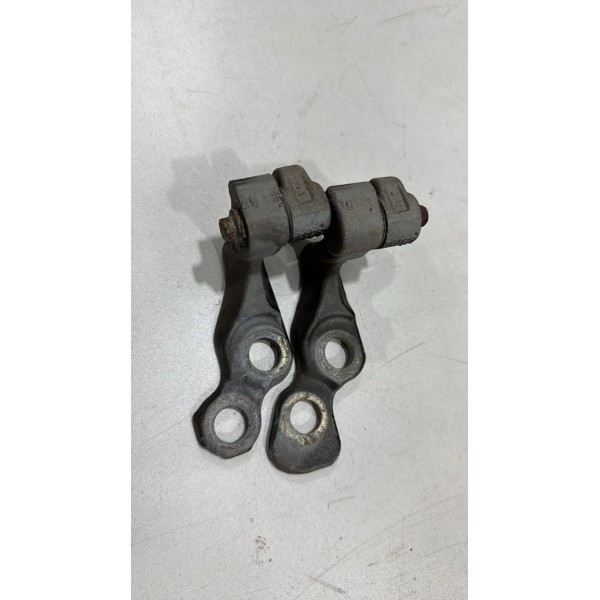 Dobradiça Dianteira Direita Ford Focus 2009 Á 2012 Usado