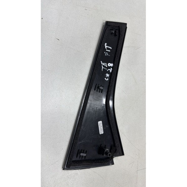 Moldura Quadro Vigia Traseiro Esquerdo Fit 2015-2018 Preto