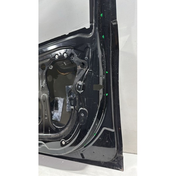 Porta Dianteira Direita Chevrolet Onix Ou Prisma 2013 A 2019 Preta