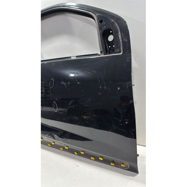 Porta Dianteira Direita Fiat Strada 2021 22 2023 Furo Friso Preta