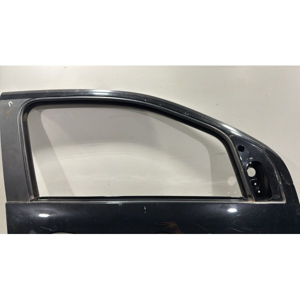 Porta Dianteira Direita Fiat Strada 2021 22 2023 Furo Friso Preta
