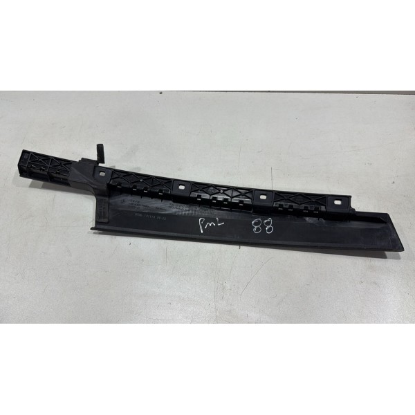 Moldura Coluna Porta Dianteira Direita Bmw 320 2015 16081010 Preto