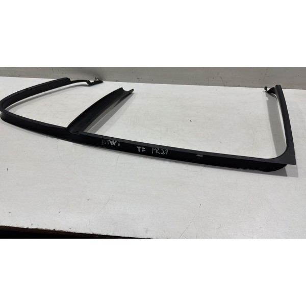 Acabamento Guarnição Porta Traseira Esquerda Bmw 120i 2016 Acabamento Guarnição Porta Traseira Esquerda Bmw 120i 2016