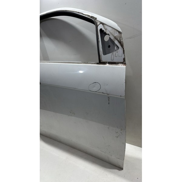 Porta Dianteira Direita Fiat Palio Attractive 2012 Á 2015 Branca