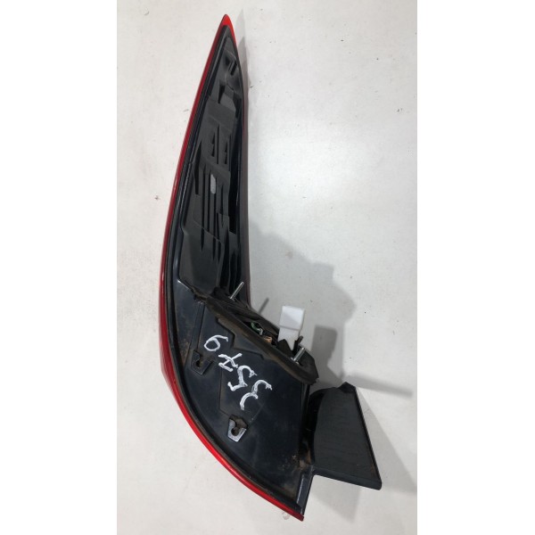 Lanterna Traseira Toyota Yaris Sedan Led Direita 2023 A 2024 Direito/passageiro Vermelho