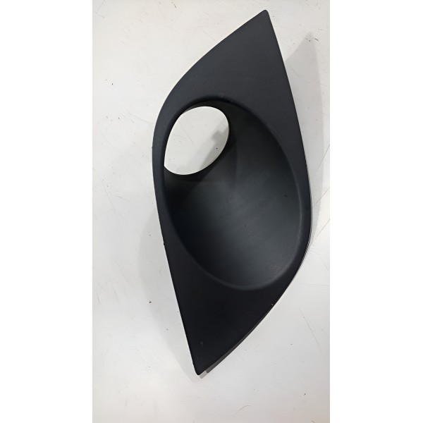 Moldura Direita Farol Milha Palio Attractive 2012 Á 2016.. Preto