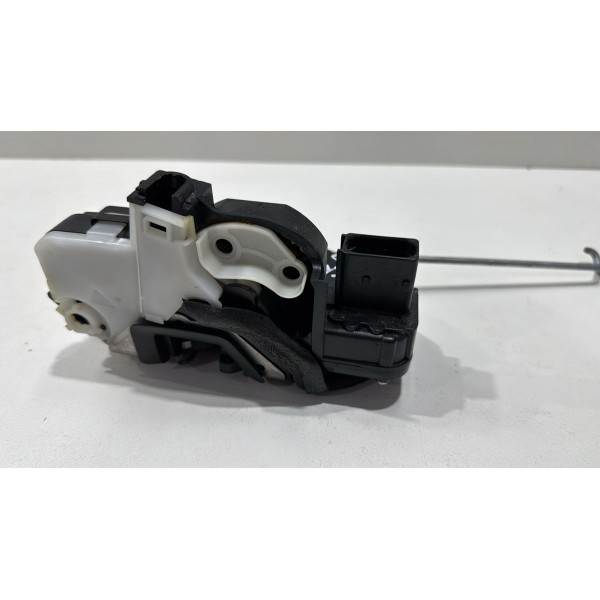 Fechadura Dianteira Direita Tracker Sonic Cruze 13579523