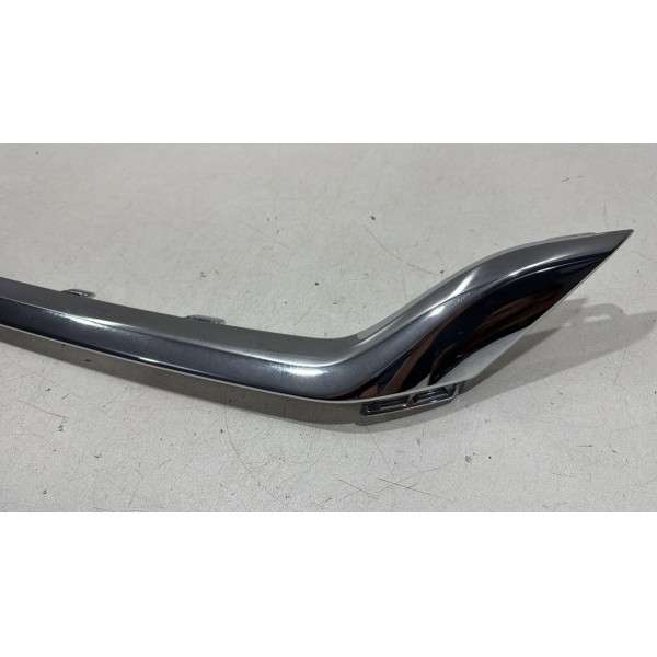 Moldura Cromada Grade Dianteira Gm Onix 2020/2023 Original Cromado