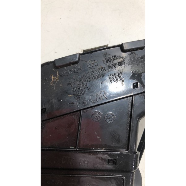 Difusor De Ar Central Direito Hyundai Veloster 2011-2014
