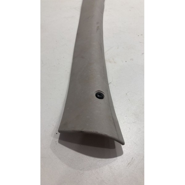 Acabamento Interno Coluna Parabrisa Celta Esquerdo 2006 Á 12 Cinza Acabamento Interno Coluna Parabrisa Celta Esquerdo 2006 Á 12 Cinza