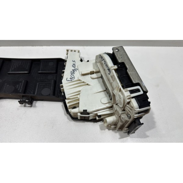 Fechadura Traseira Direita Jeep Commander Usado