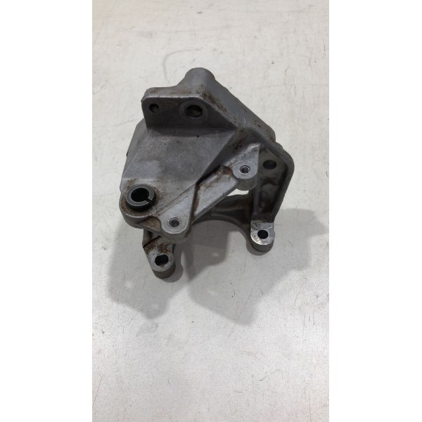 Suporte Bomba Direção Peugeot 206 1.0 2007 2013 8200040061