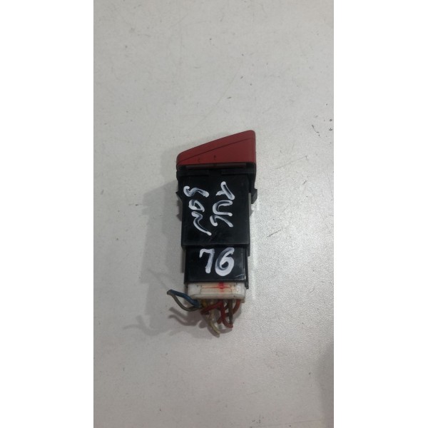 Botão Pisca Alerta Hyundai Tucson 2012 2013 2014 Original Vermelho Botão Pisca Alerta Hyundai Tucson 2012 2013 2014 Original Vermelho