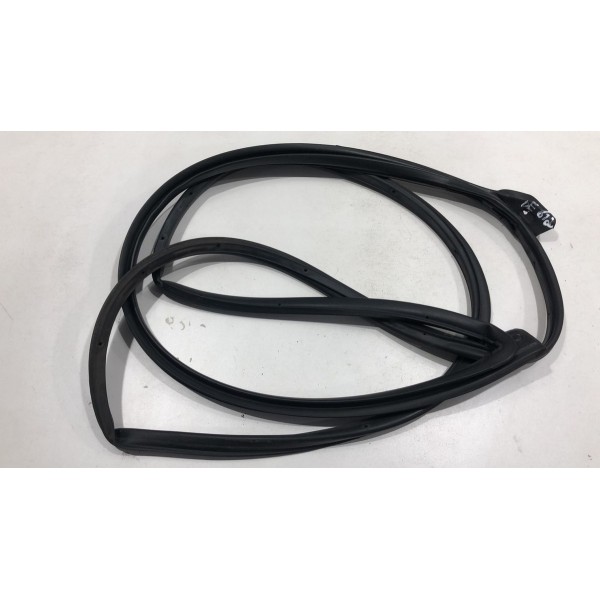 Guarnição Borracha Dianteira Esquerda Kia Sportage 2011/2016