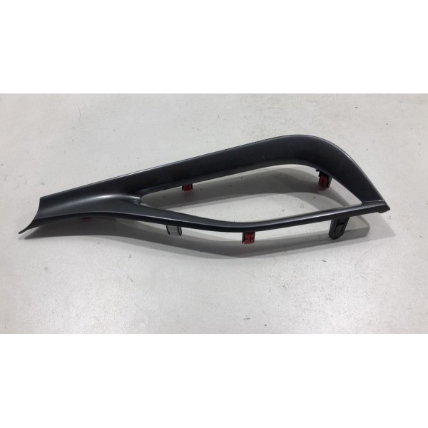 Moldura Esquerda Difusor Ar Toyota Yaris 2018 A 2023
