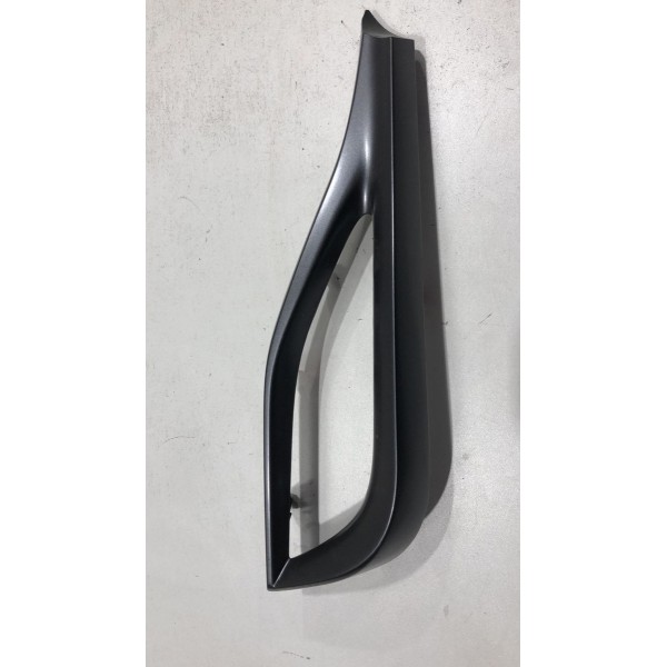 Moldura Esquerda Difusor Ar Toyota Yaris 2018 A 2023