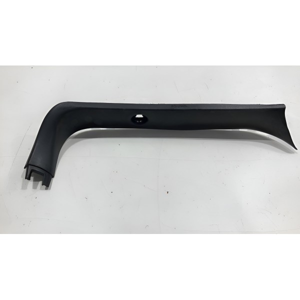 Moldura Acabamento Tampa Tras Esquerda Ford Focus 2001 2008 Preto