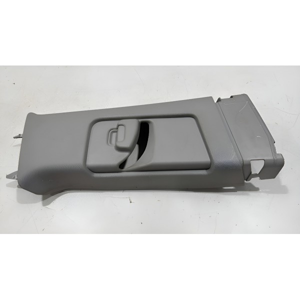 Acabamento Coluna Direita Gm Sonic  2013 95911406 Cinza-escuro Acabamento Coluna Direita Gm Sonic  2013 95911406 Cinza-escuro