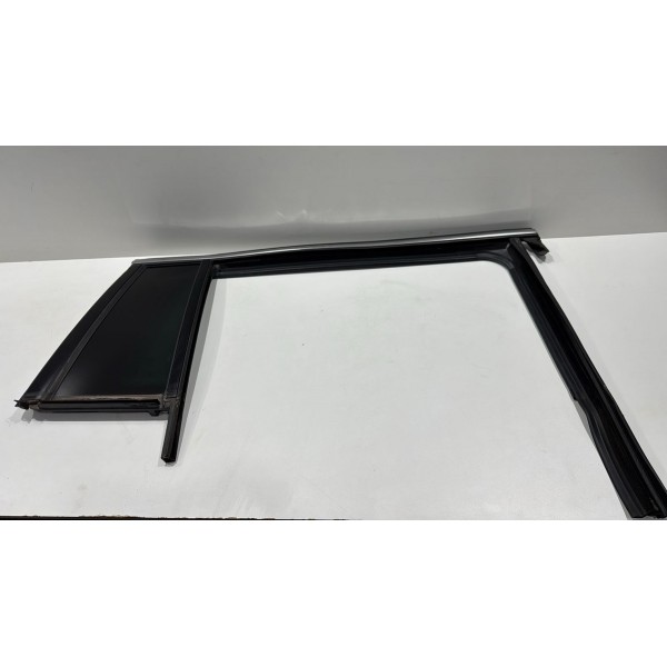 Vidro Vigia Canaleta Traseiro Direito Commander 2021 À 2025 Vidro Vigia Canaleta Traseiro Direito Commander 2021 À 2025