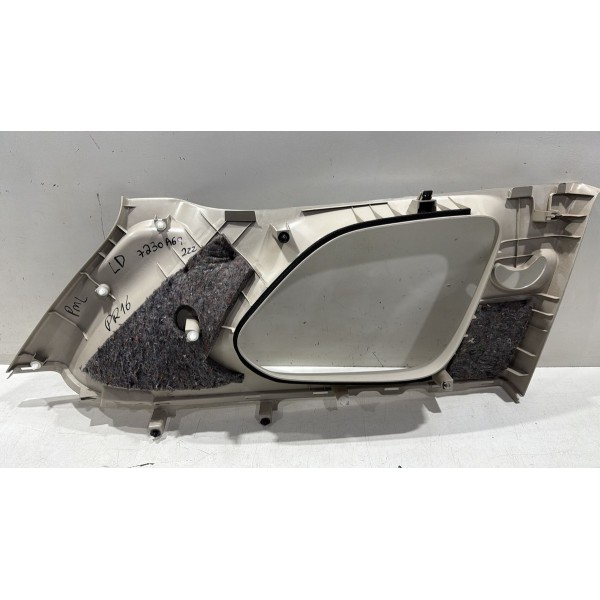 Acabamento Traseiro Direito Mitsubishi Outlander 2014/2018