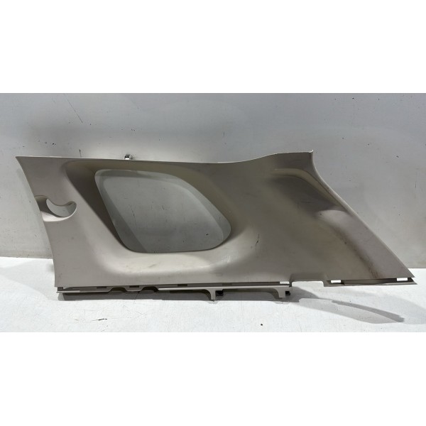 Acabamento Traseiro Direito Mitsubishi Outlander 2014/2018