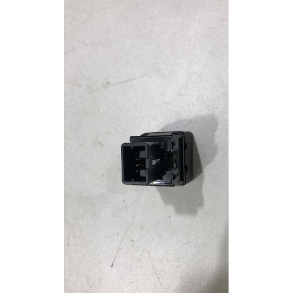 Botão Interruptor Pisca Alerta Painel Nissan March 2015 Orig Preto Botão Interruptor Pisca Alerta Painel Nissan March 2015 Orig Preto