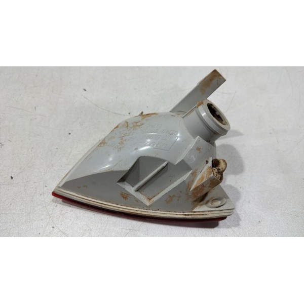 Lanterna Parachoque Traseiro Direito Focus Hatch 00-08 Vermelho