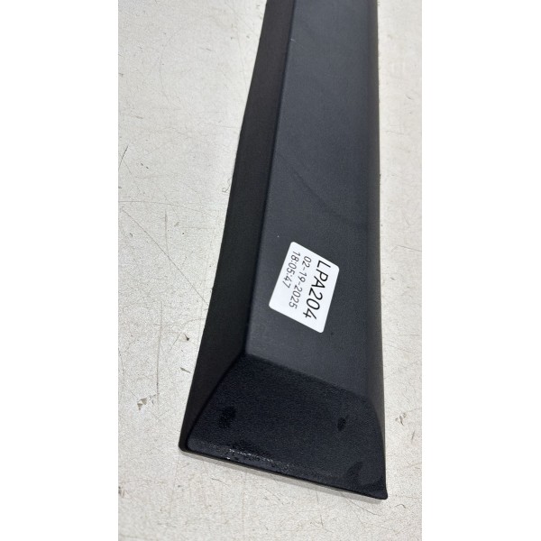 Friso Porta Traseira Direita Chevrolet Spin 2015 2023 Usado Preto