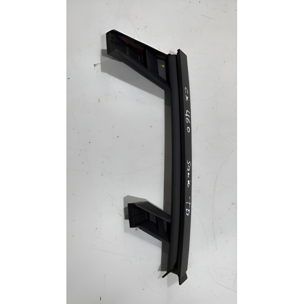 Guia Canaleta Vidro Porta Traseira Direita Sonic Hatch 11/14 Preto