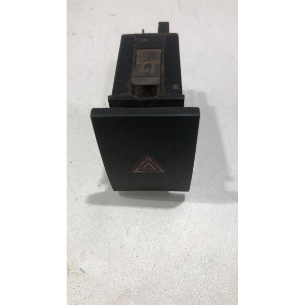 Botão Pisca Alerta Vw Gol G3 E G4 377953235 Preto