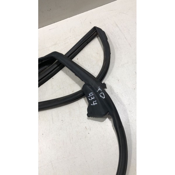 Borracha Da Porta Traseiro Direito Toyota Corolla 2021 2025 Borracha Da Porta Traseiro Direito Toyota Corolla 2021 2025