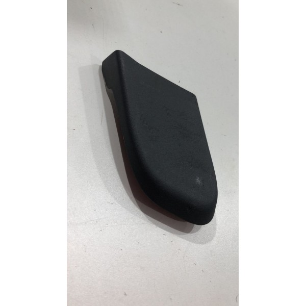 Acabamento Tampa Parafuso Banco Esquerdo Outlander 2014/15