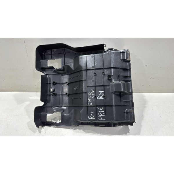 Moldura Direita Banco Mitsubishi Outlander 2014/2018