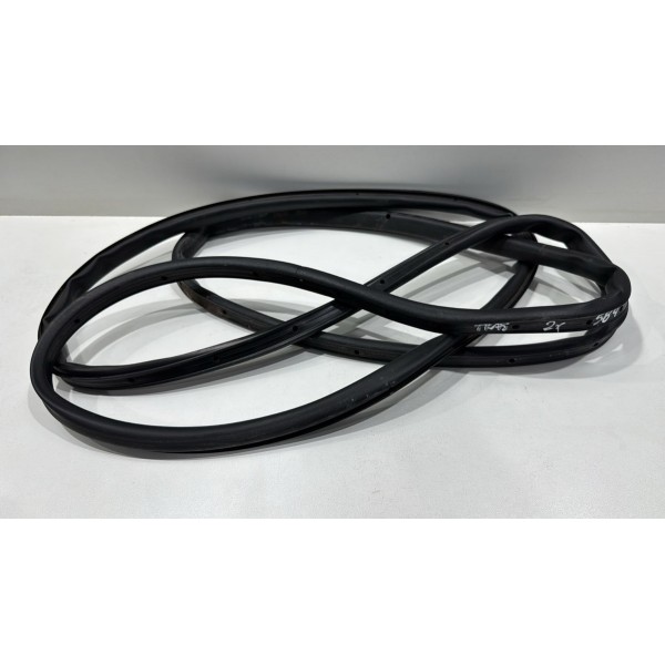 Borracha Guarnição Fixa Porta Traseira Jeep Commander 21/24